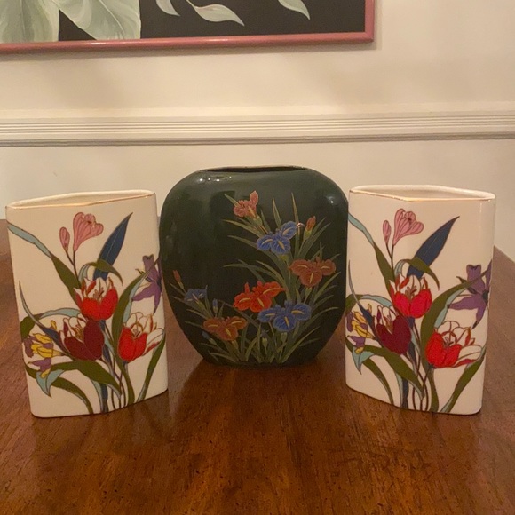 Vintage bundle 4 vases Japan ask for individual $
